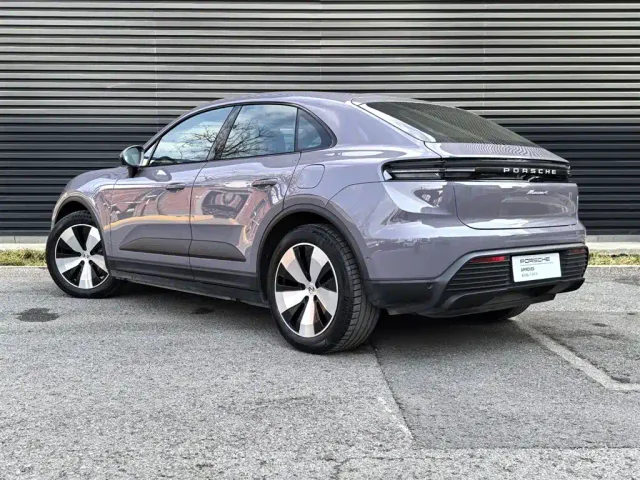 Porsche Macan EV — Фото автомобиля 3