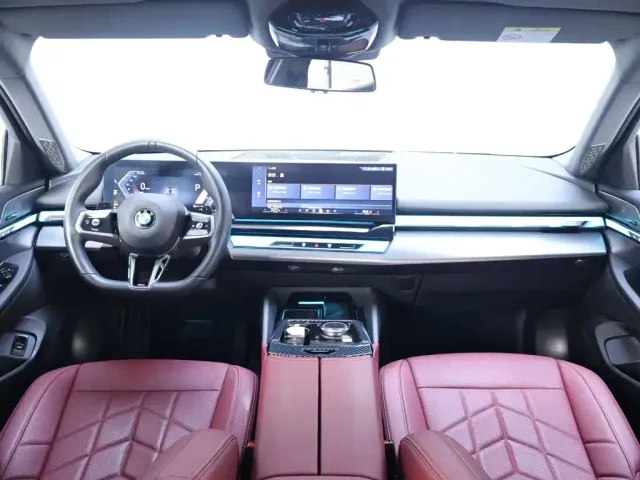 BMW 5 Series — Фото автомобиля 13