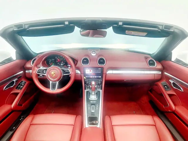 Porsche 718 — Фото автомобиля 12