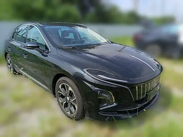 Hongqi E-QM5 — Фото автомобиля 5