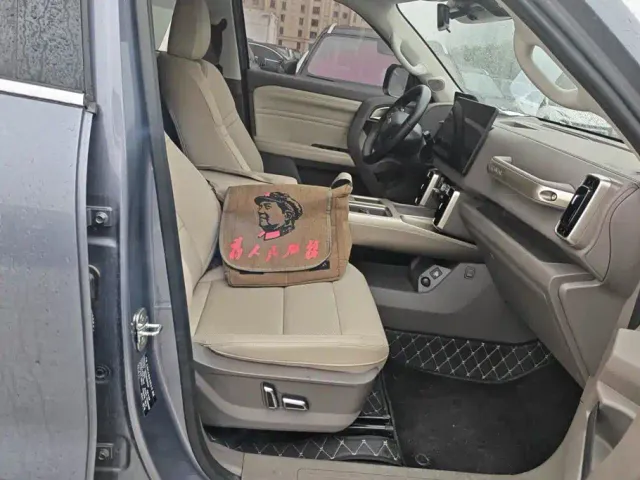 Haval Big Dog — Фото автомобиля 8