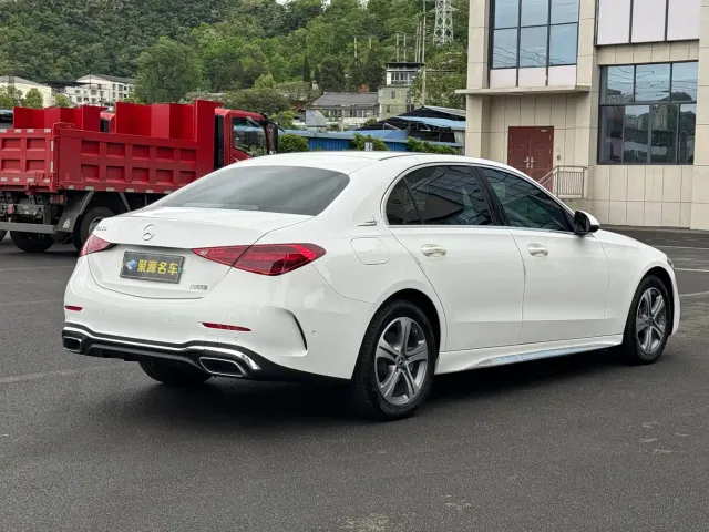 Mercedes-Benz C-Class — Фото автомобиля 7