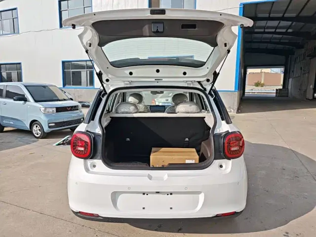 JAC Yiwei 3 — Фото автомобиля 18