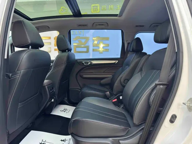 GAC Trumpchi M6 — Фото автомобиля 5
