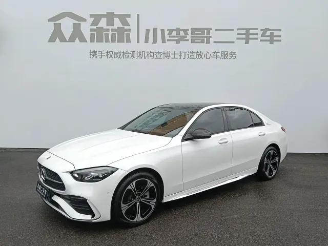 Фотография автомобиля — Mercedes-Benz C-Class