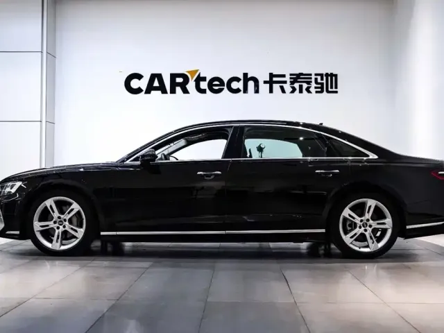 Audi A8 — Фото автомобиля 9