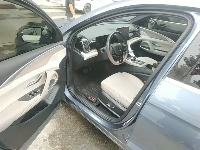 BYD Song Pro — Фото автомобиля 15