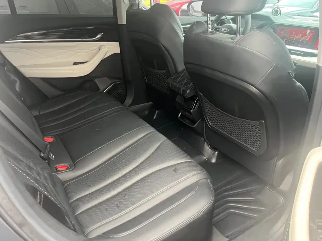 Geely Xingyue L — Фото автомобиля 11