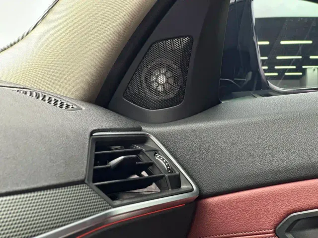 BMW 3 Series — Фото автомобиля 12