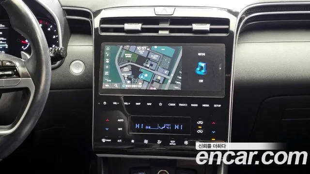 Hyundai Tucson Tucson (NX4) Дизель 2.0 2WD — Фото автомобиля 19