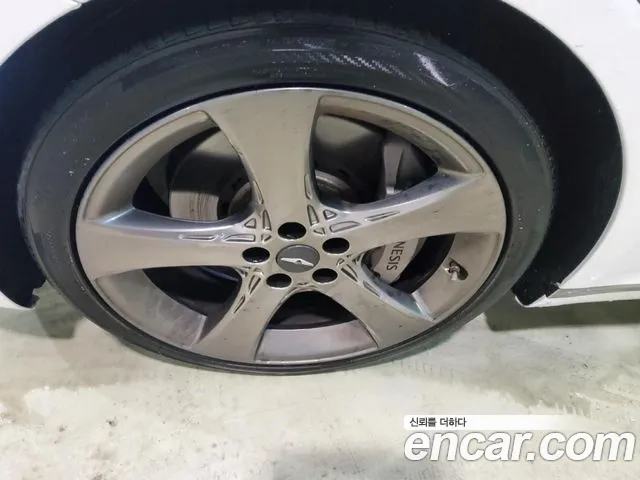 Genesis G80 RG3 — Фото автомобиля 20