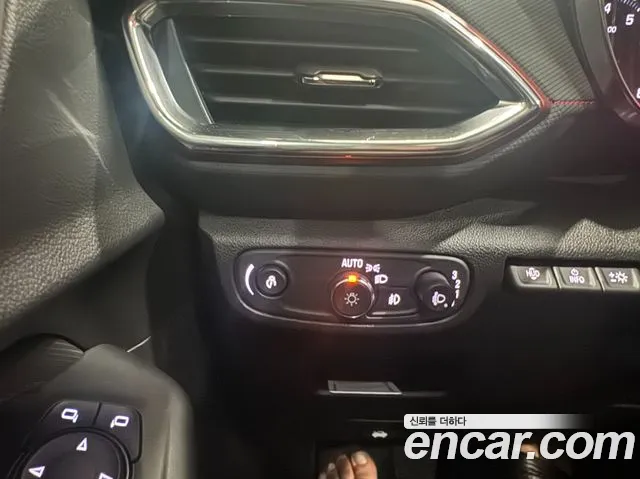 ChevroletGMDaewoo Trailblazer Trailblazer 1.3 турбо 4WD — Фото автомобиля 15