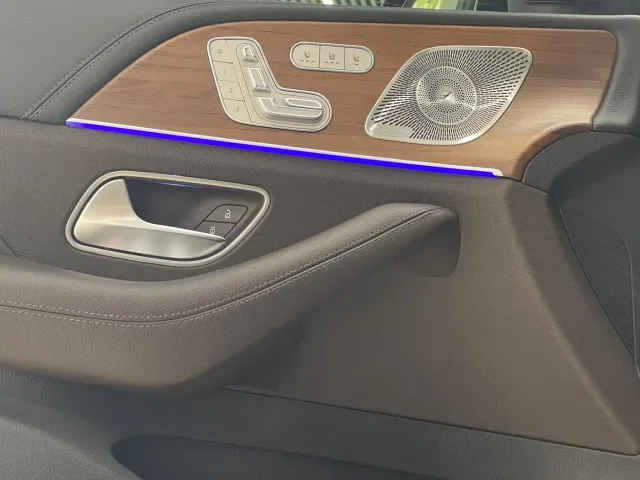 Mercedes-Benz GLS-Class — Фото автомобиля 16