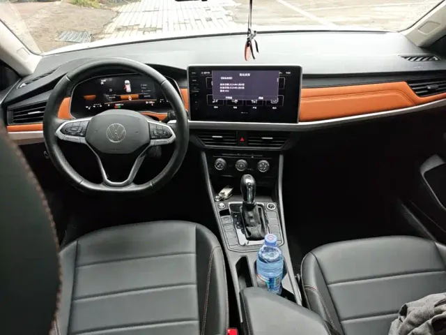 Volkswagen Bora 2025 200TSI DSG Joy Ride Navigation Edition — Фото автомобиля 9