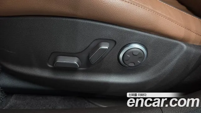 Genesis G80 RG3 — Фото автомобиля 30