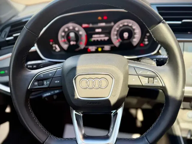 Audi Q3 — Фото автомобиля 23