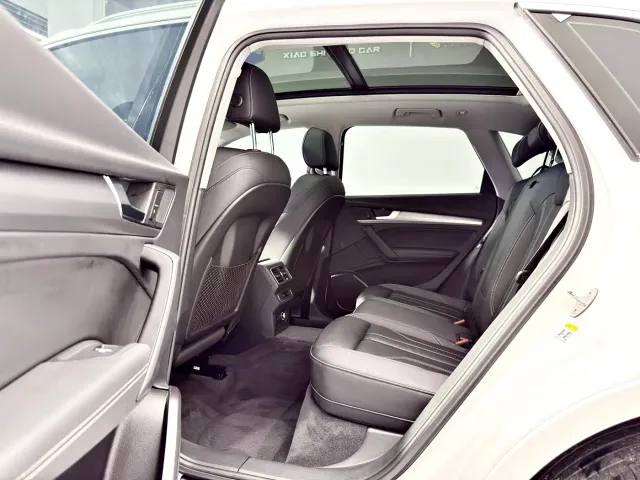Audi Q5L — Фото автомобиля 5