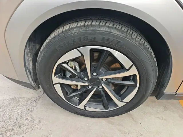 GAC Aion Y — Фото автомобиля 22