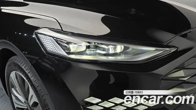 Kia K8 Hybrid — Фото автомобиля 7