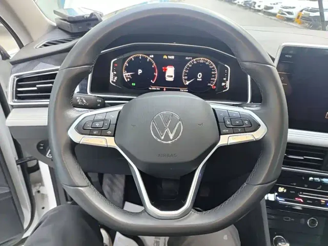 Volkswagen Tiguan L — Фото автомобиля 10