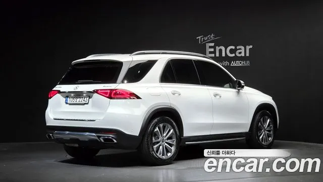 Mercedes-Benz GLE-Class — Фото автомобиля 2