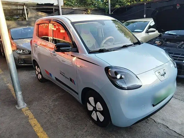Wuling Hongguang Mini EV — Фото автомобиля 21