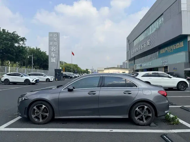 Mercedes-Benz A-Class — Фото автомобиля 7
