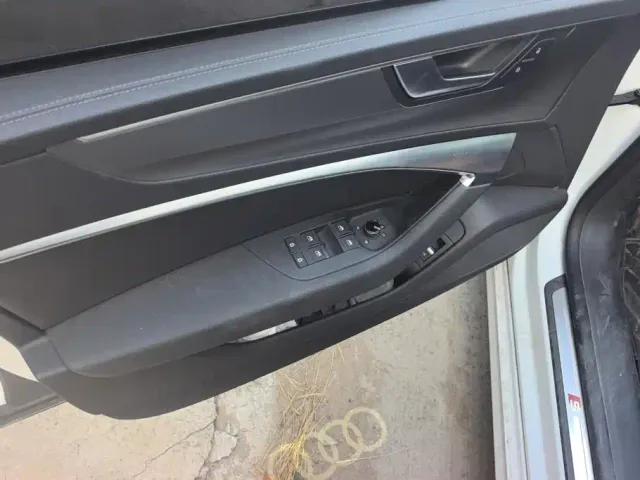 Audi A7L — Фото автомобиля 7