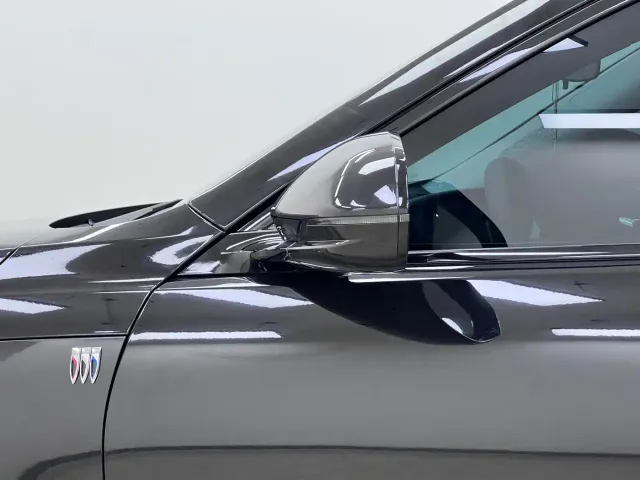 Buick E5 — Фото автомобиля 10