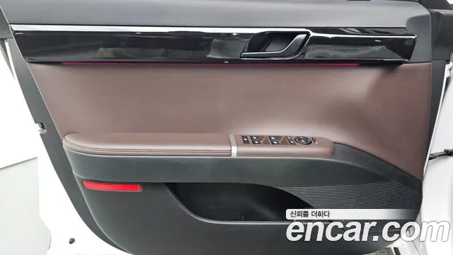 Hyundai Grandeur GN7 — Фото автомобиля 13