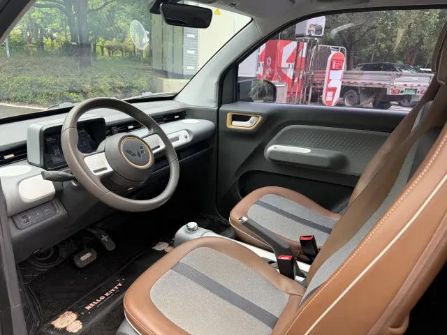 Wuling Hongguang Mini EV — Фото автомобиля 6