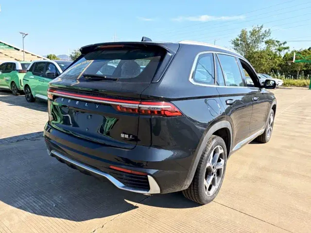 Geely Xingyue L — Фото автомобиля 6