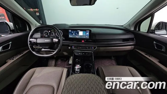Kia Carnival — Фото автомобиля 7