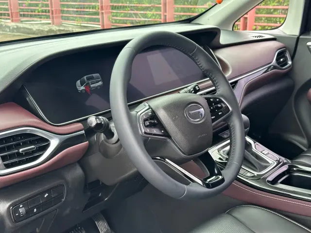GAC Trumpchi M6 — Фото автомобиля 6