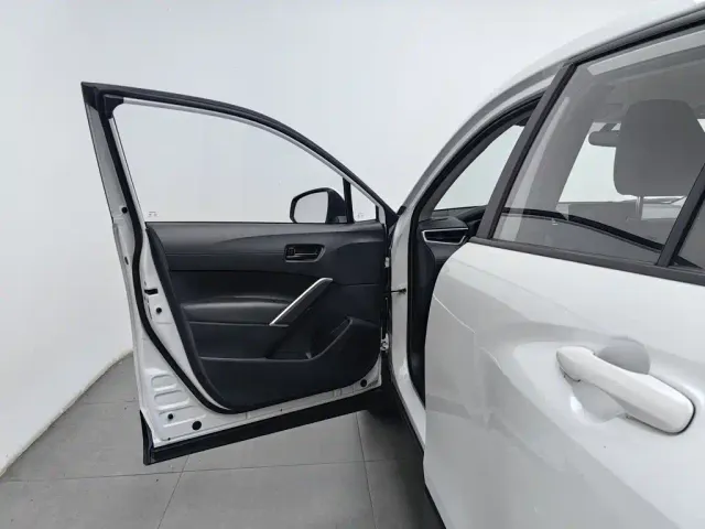 Toyota Frontlander — Фото автомобиля 8