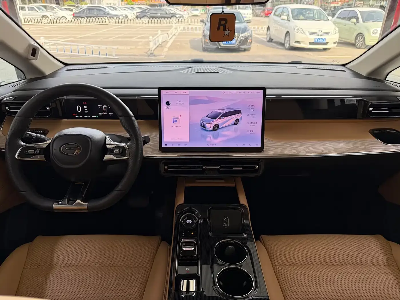 GAC Trumpchi Trumpchi E8 NEV 2024 150km Soaring Glory+ — Фото автомобиля 7