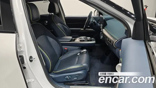 Genesis GV60 — Фото автомобиля 26