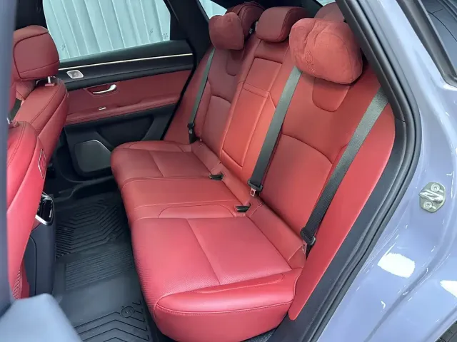 Aito M5 — Фото автомобиля 10