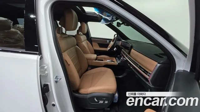 Hyundai Santafe Santa Fe (MX5) Бензин 2.5T 4WD — Фото автомобиля 23