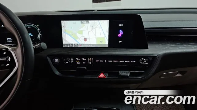 Kia K8 Hybrid — Фото автомобиля 18