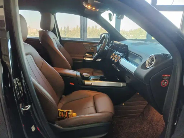 Mercedes-Benz GLB-Class — Фото автомобиля 11