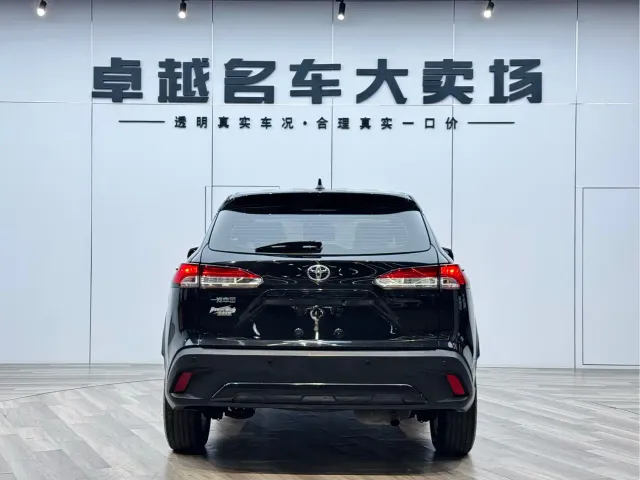 Toyota Corolla Cross — Фото автомобиля 6