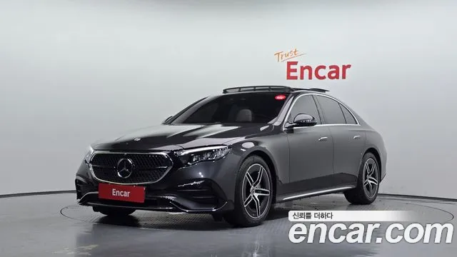Фотография автомобиля — Mercedes-Benz E-Class