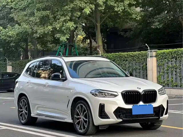 Фотография автомобиля — BMW X3