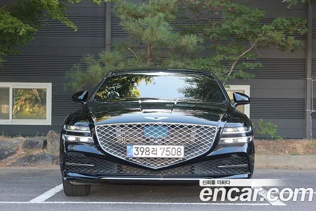 Genesis G80 RG3 — Фото автомобиля 3