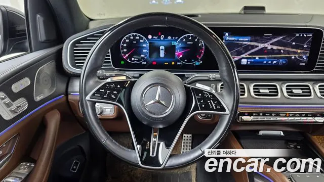Mercedes-Benz GLS-Class — Фото автомобиля 12