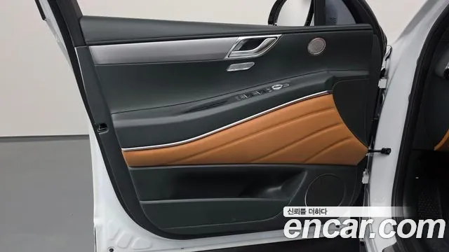 Genesis GV80 2.5T Бензин AWD — Фото автомобиля 17