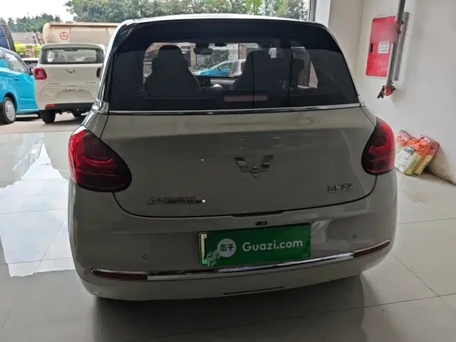 Wuling Bingo — Фото автомобиля 5