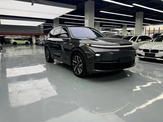 Li Auto L7 — Фото автомобиля 3