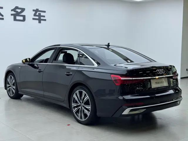 Audi A6L — Фото автомобиля 21